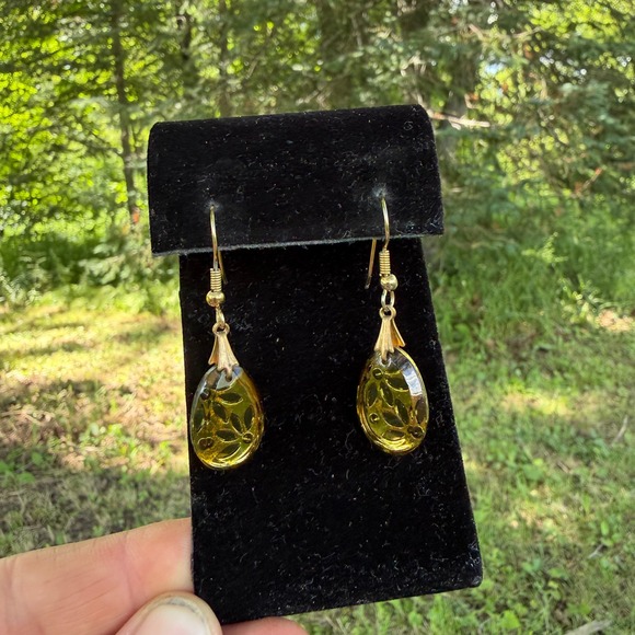 Jewelry - Vintage Olive Amber Lucite Tear Drop Earrings Gold Tone Rhinestone Backing Boho